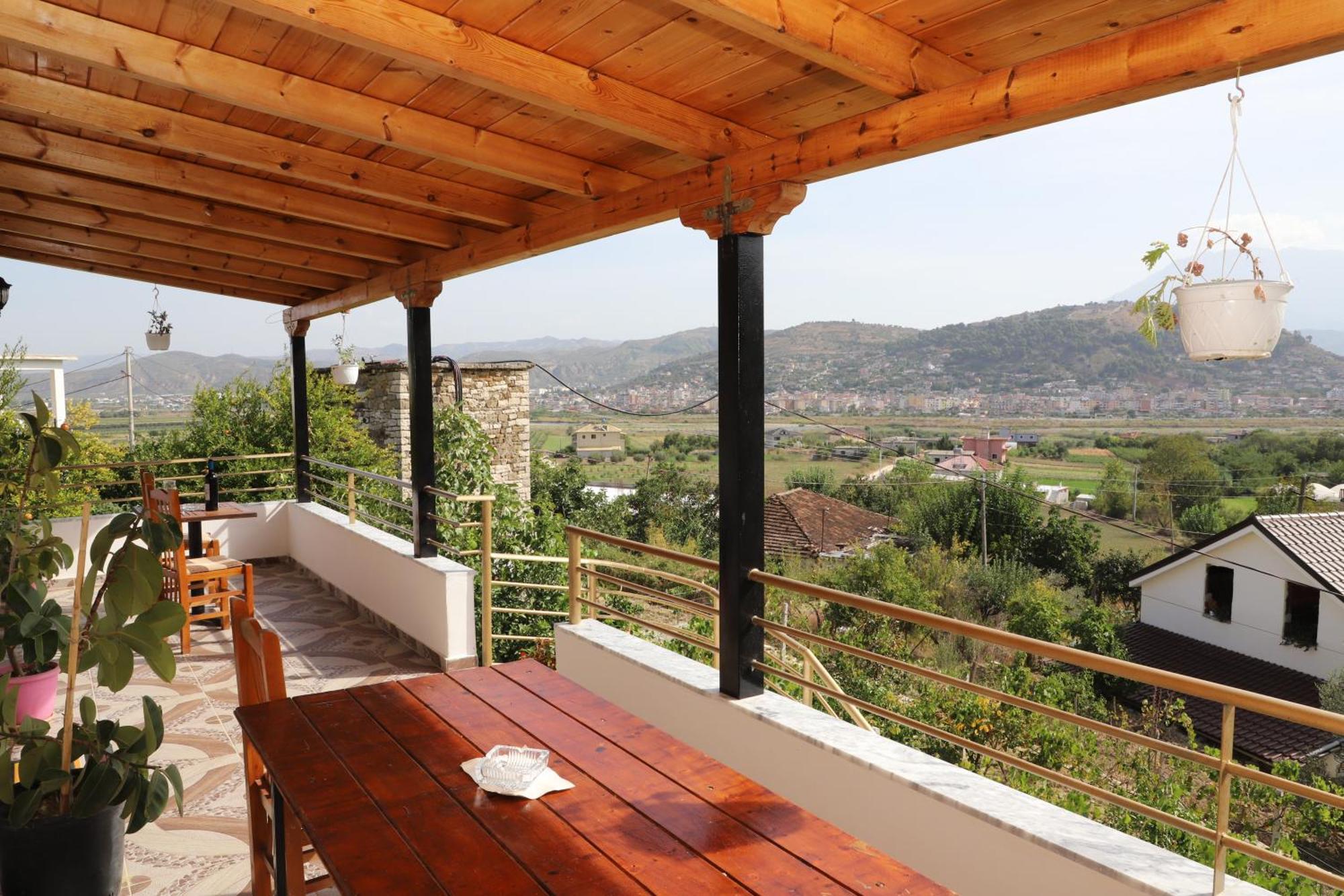 Villa Rexho Berati Exterior foto